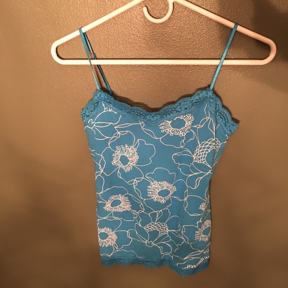 💙Aeropostale Blue floral tank top💙 - Picture 2 of 4